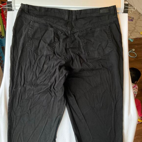 Gloria Vanderbilt Women Denim Straight Leg Jeans Size 16W, Black - Picture 11 of 12